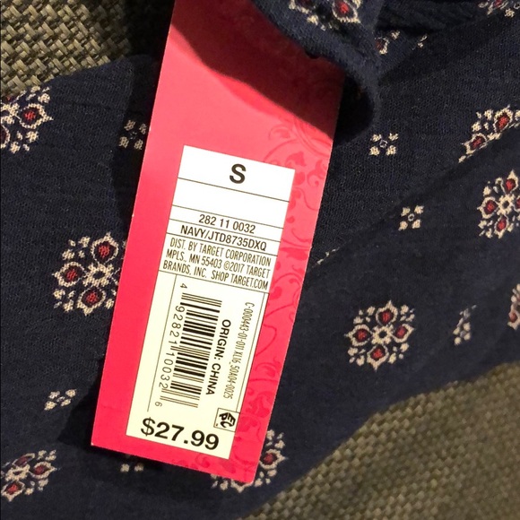 Dress - Picture 4 of 4